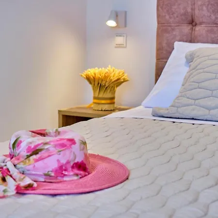 Sunflower Suites Gouvia Corfu Exterior foto
