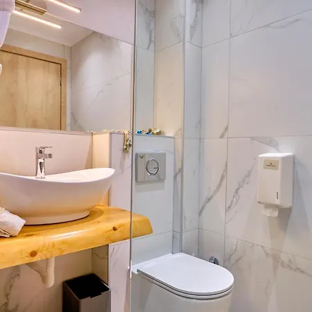 Sunflower Suites Gouvia Corfu Exterior foto