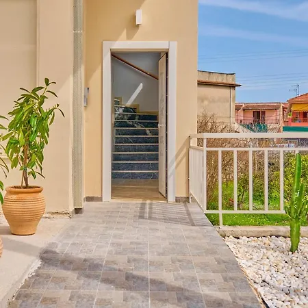 Sunflower Suites Gouvia Corfu Exterior foto