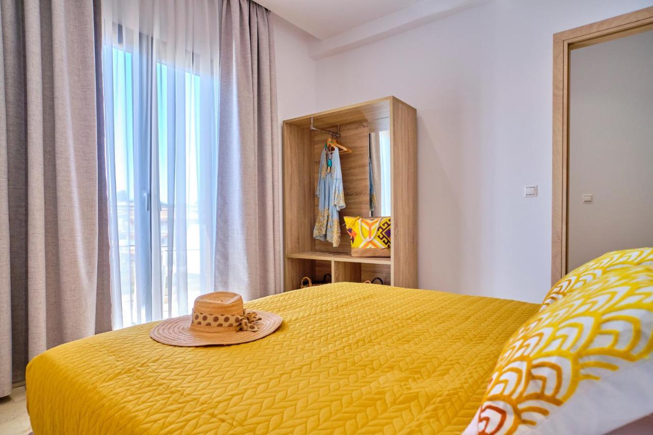 公寓 Sunflower Corfu